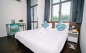 Swing&Pillows - Z Hotel Cyberjaya